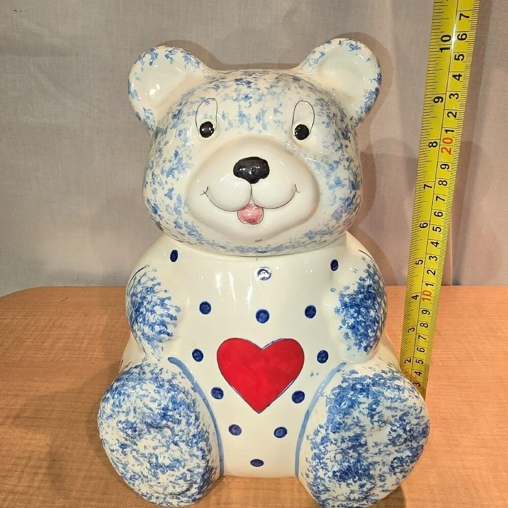 Vintage Weiss Sponge-ware Bear Cookie Jar Heart Made in‎ Brazil Hand Painted